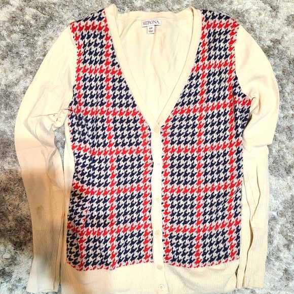 Cardigan - Picture 1 of 2